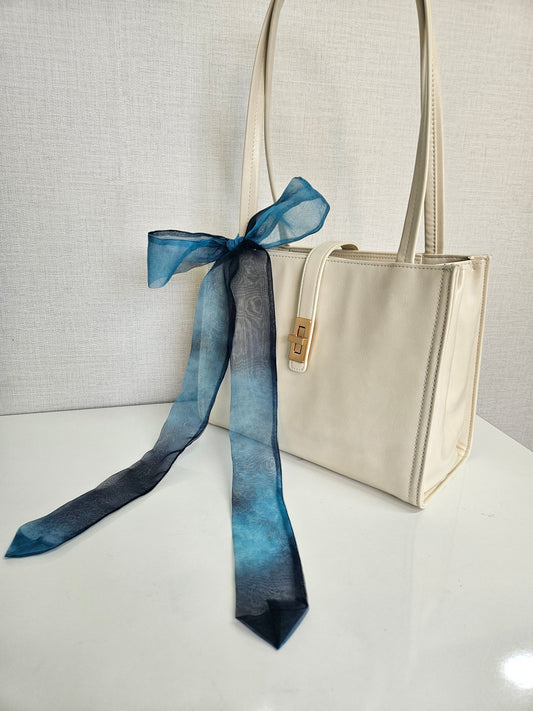 Galaxy-themed Oganza Daenggi & Scrunchies