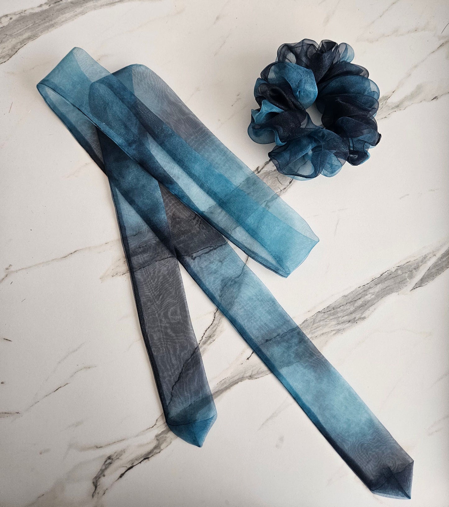 Galaxy-themed Oganza Daenggi & Scrunchies