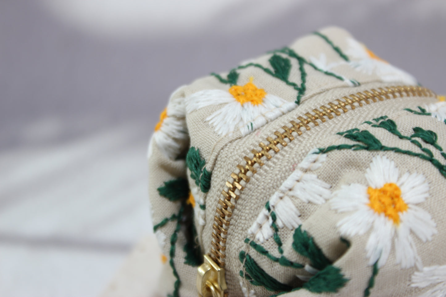 Daisy Pouches