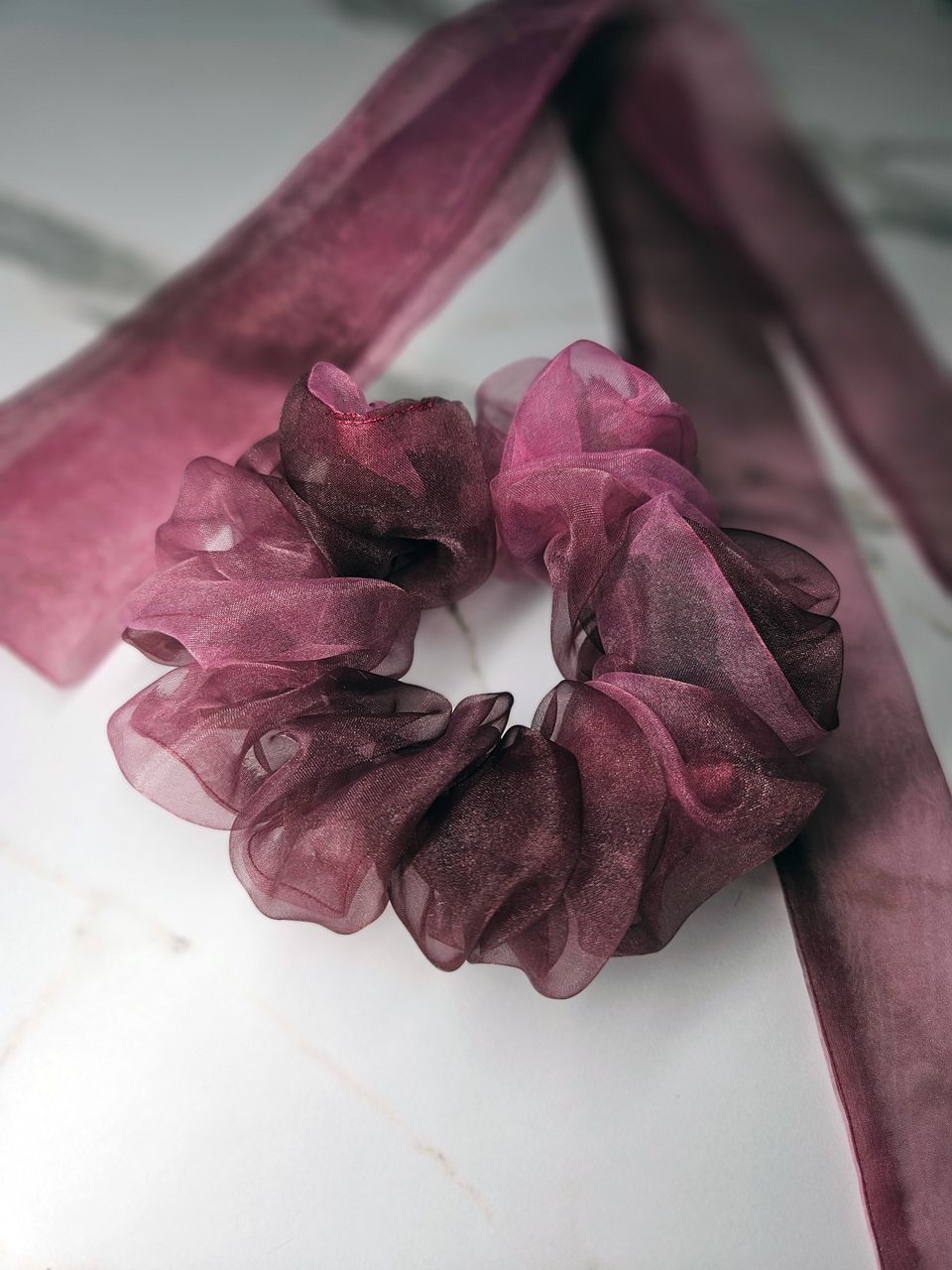 Galaxy-themed Oganza Daenggi & Scrunchies