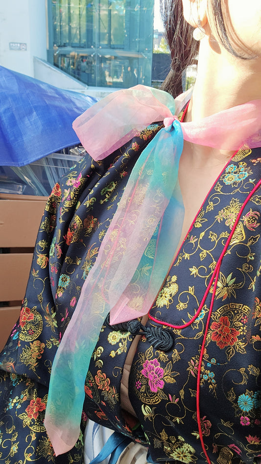 Galaxy-themed Oganza Daenggi & Scrunchies